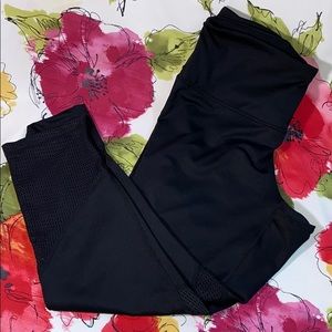 Zella High Waist Cropped Leggings - Black - Medium